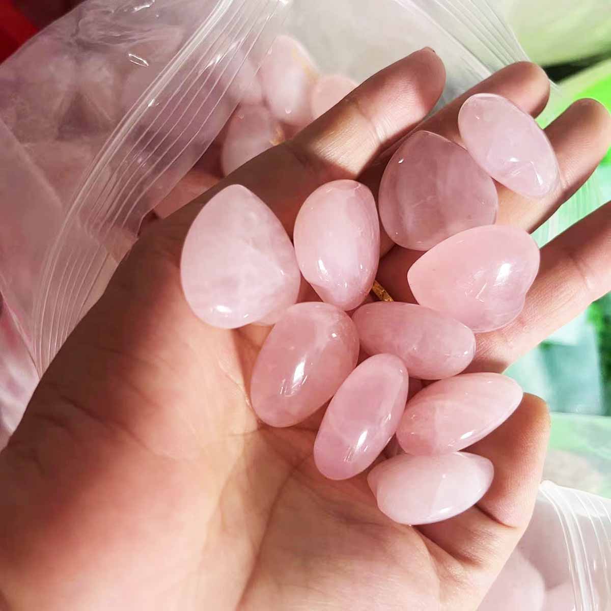 fiasrel 1bundle Natural Rose Quartz 30mm Raw Stone – Engraved Heart Wish Stone Pocket-Sized Stress Relief DIY Jewelry