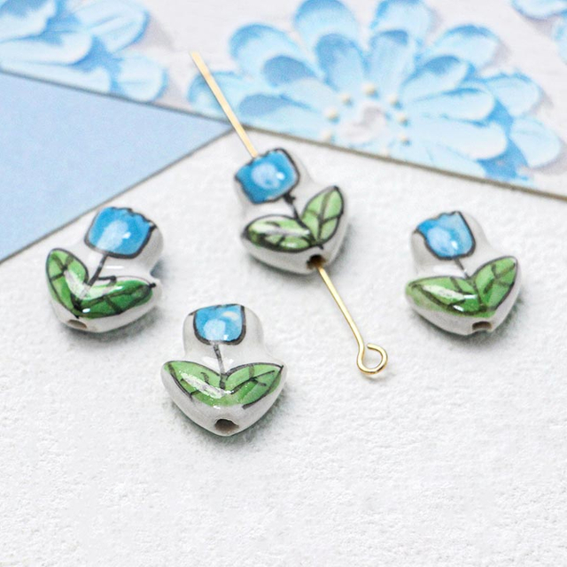 Fiasrel Fresh and delicate floral ceramic beads