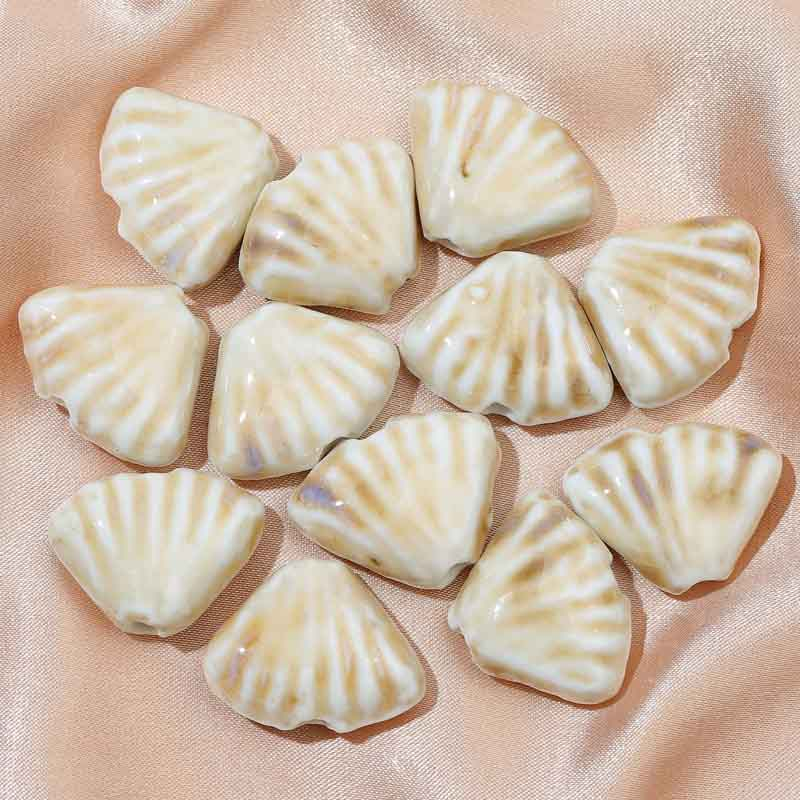 Fiasrel 10pcs Monochrome shell ceramic beads