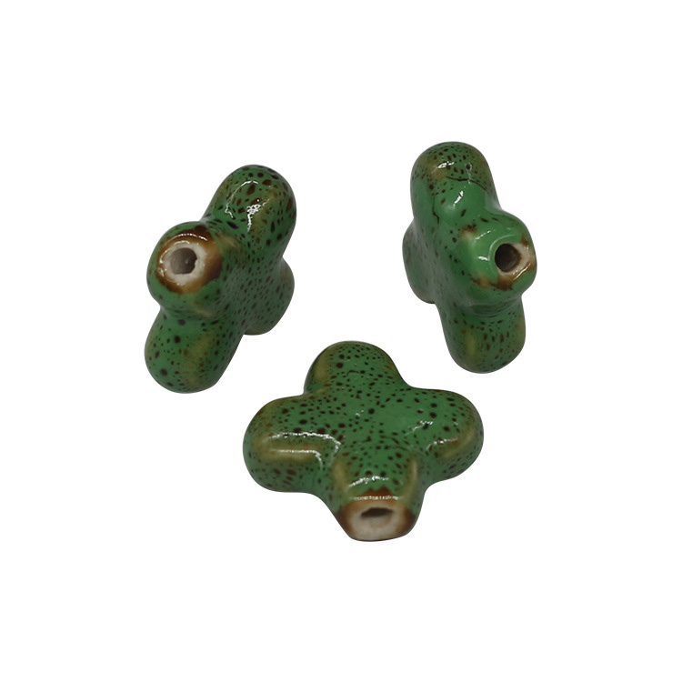 Fiasrel Colored flat square ceramic beads
