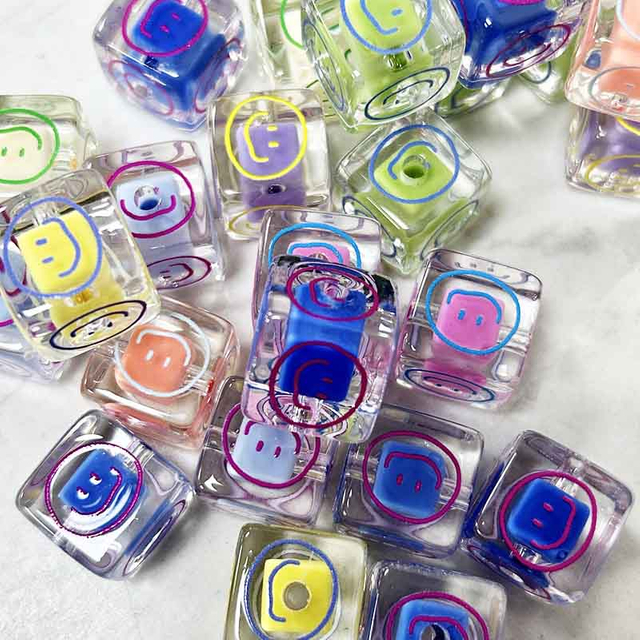 Fiasrel 16mm Transparent seven-color smiling Fang Zhu