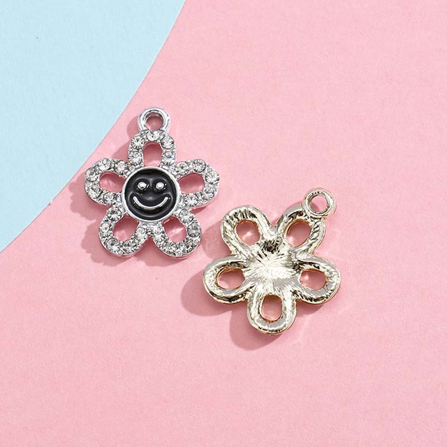 Fiasrel Five-leaf flower smiley face alloy beads