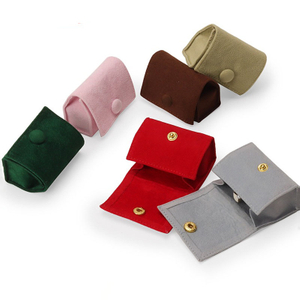 Fiasrel 6*3*4cm Velvet jewelry bag