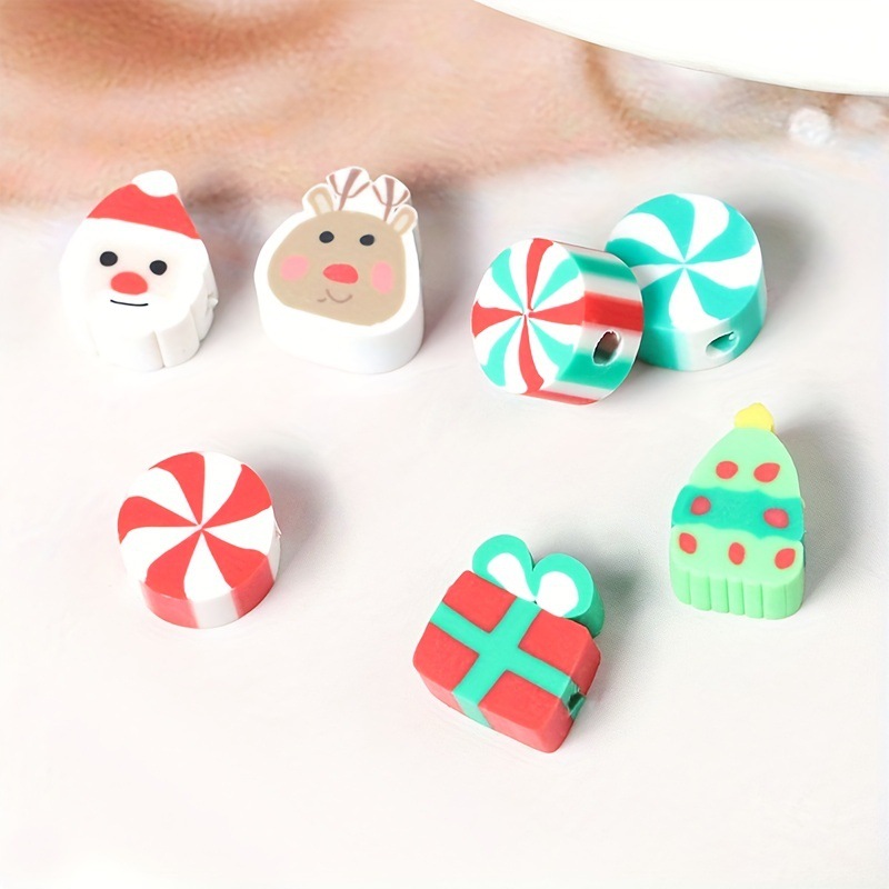 Fiasrel 100pcs Christmas Tree Santa Claus Bracelet Necklace Jewelry Making Flat Polymer Clay Spacer Beads Kit