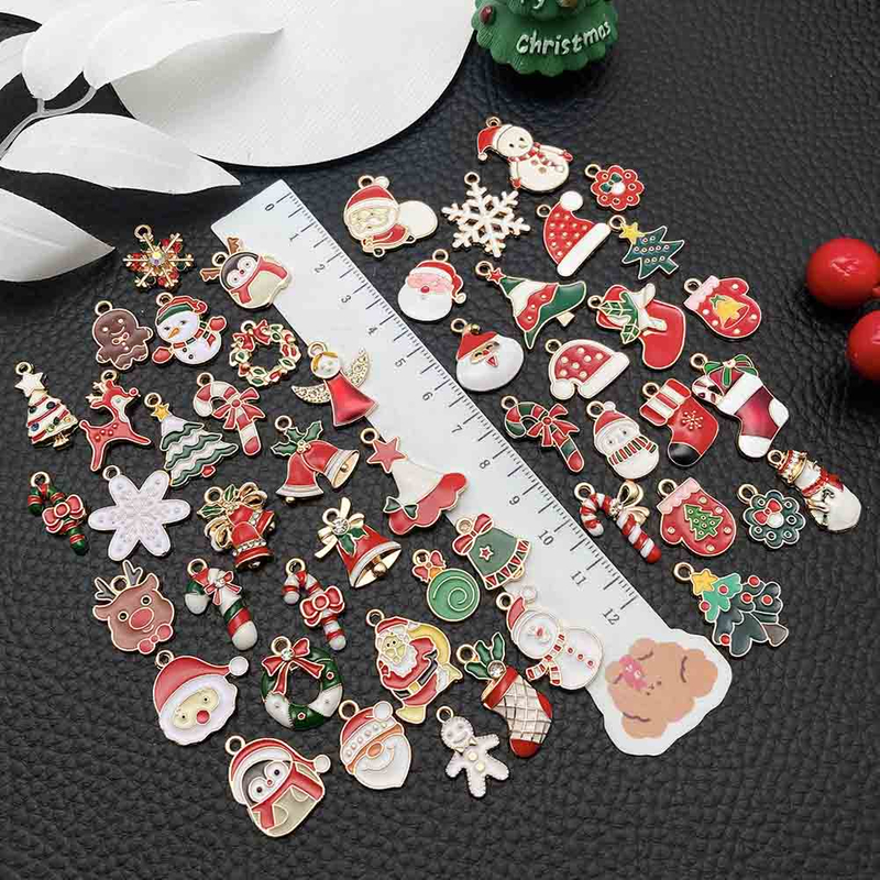 Fiasrel 50/pack Mix 3D Decorations Metal Coloful Christmas Decoration Small Pendant