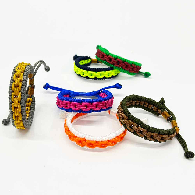 Fiasrel Fiasrel High Quality Adjusted Adjustable Closure Multicolor Paracord Survival Bracelets