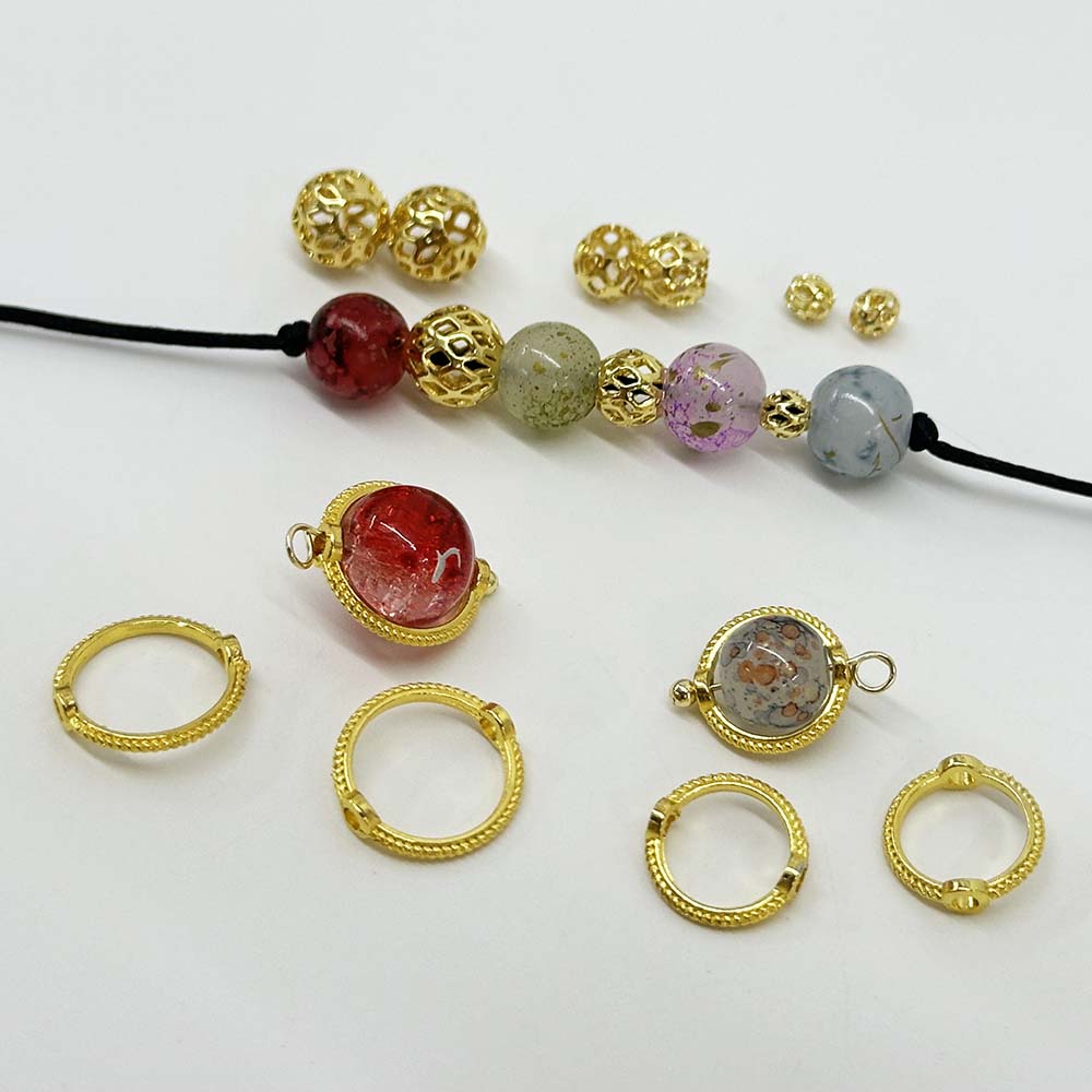 Fiasrel 18K Gold Plated Stainless Steel Tassel Cap Petal End Cap DIY Hollow Flower Metal Loose Spacer Beads Lotus End Bead Cap Filigree for DIY Earrings Jewelry Bracelet Necklace Accessories Making