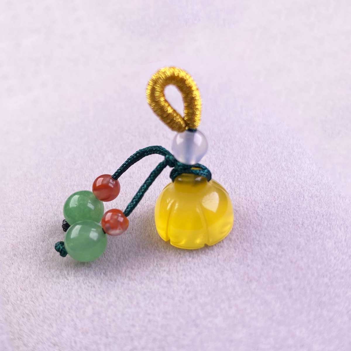 Fiasrel Lotus pod agate jade Drop Pendant