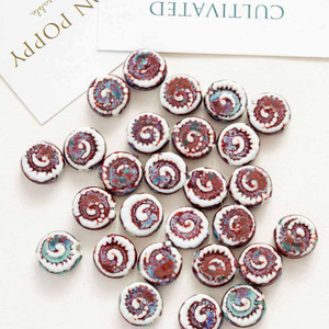 Fiasrel Snail-patterned Empress ceramic beads