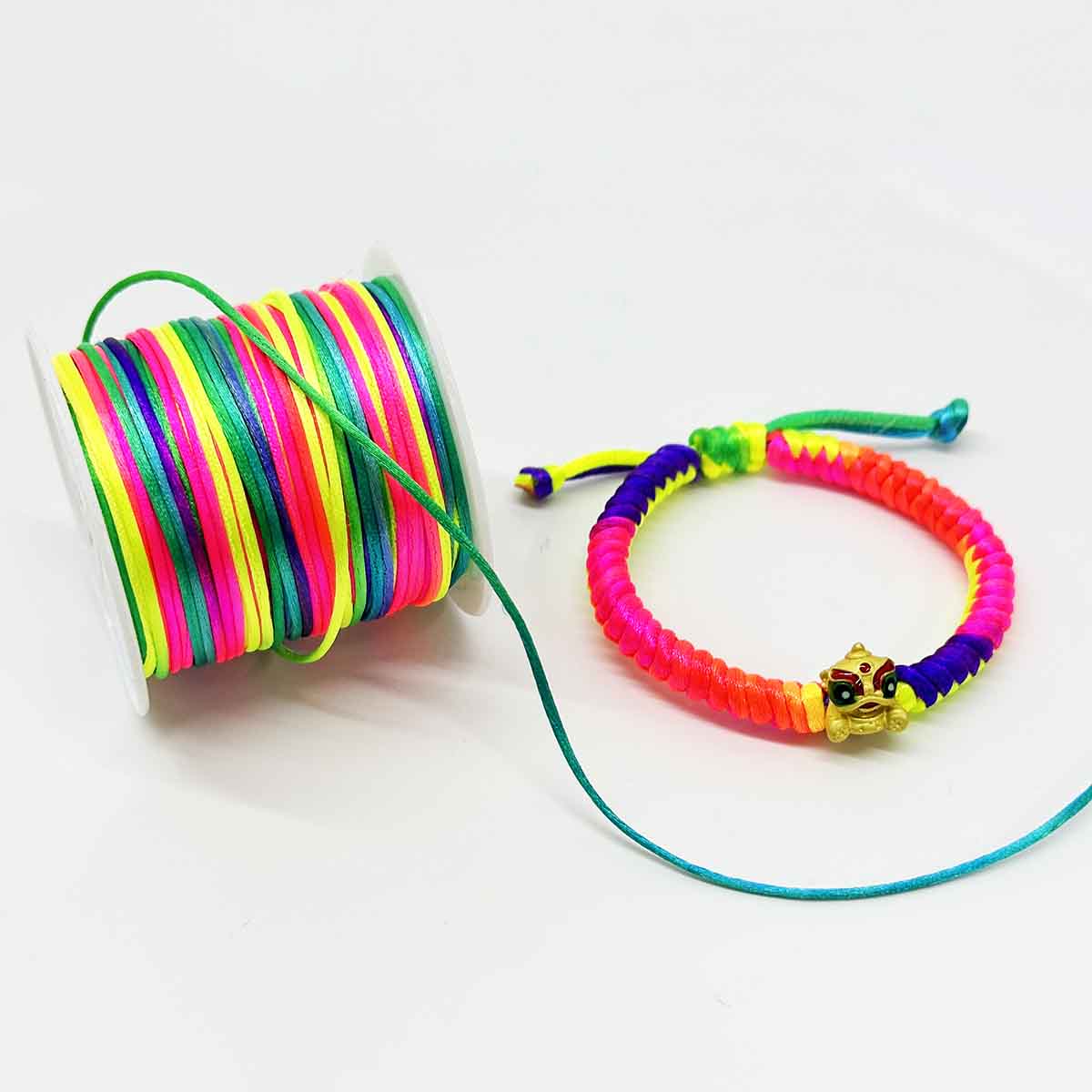 Fiasrel 0.6/0.8/2/2.5mm Nylon Rainbow Beading String for DIY Handmade Crafts