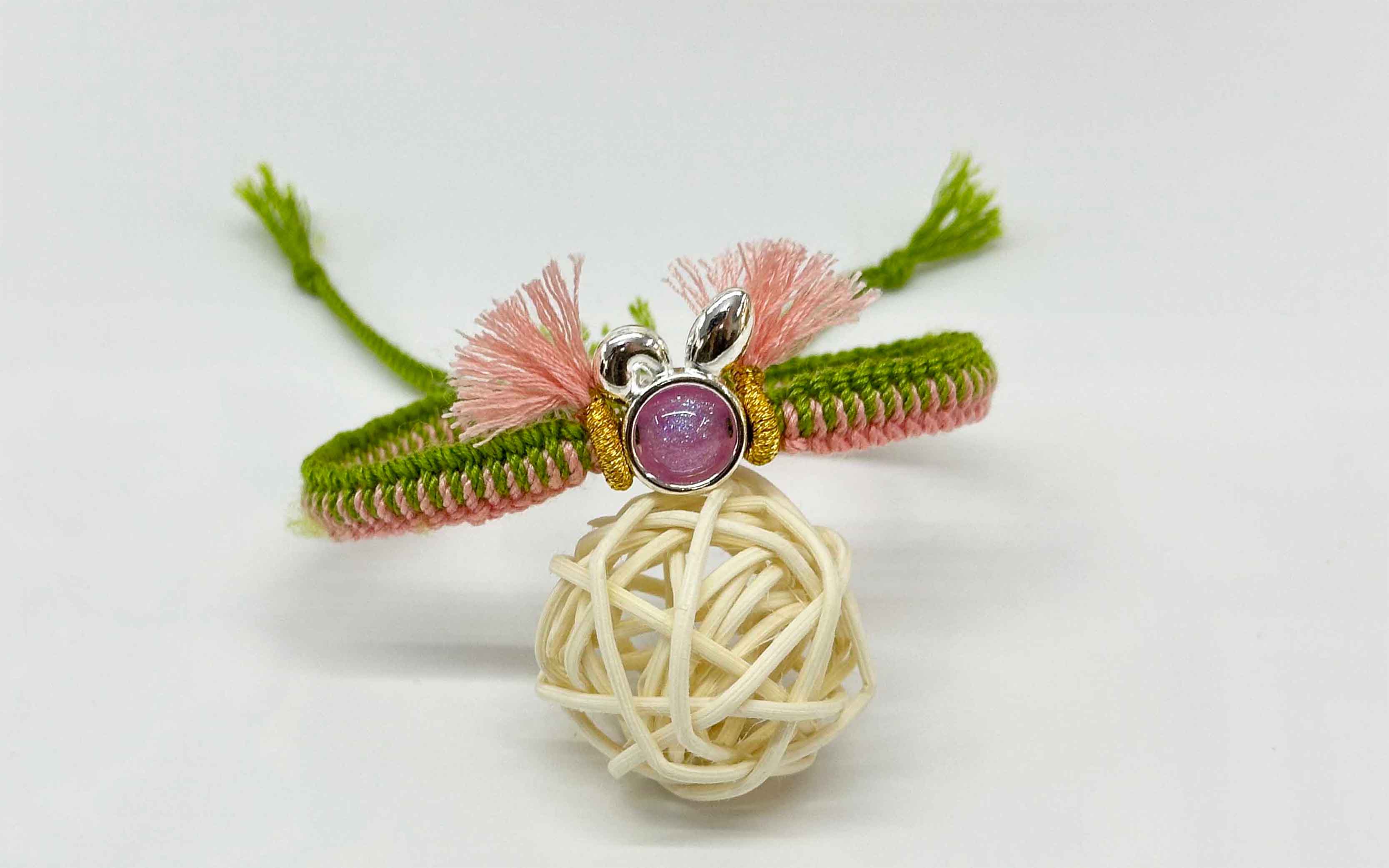 bracelet thread 1