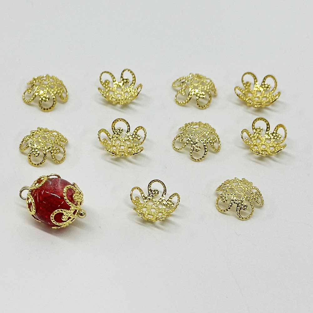 Fiasrel 50pcs 18K Gold-Plated Brass Filigree Bead Caps DIY Beading Charms Flower Cap Beads Hollow Floral Alloy Spacer Beads for DIY Jewelry Making Bracelet Necklace Earring Craft Accessory Supplier