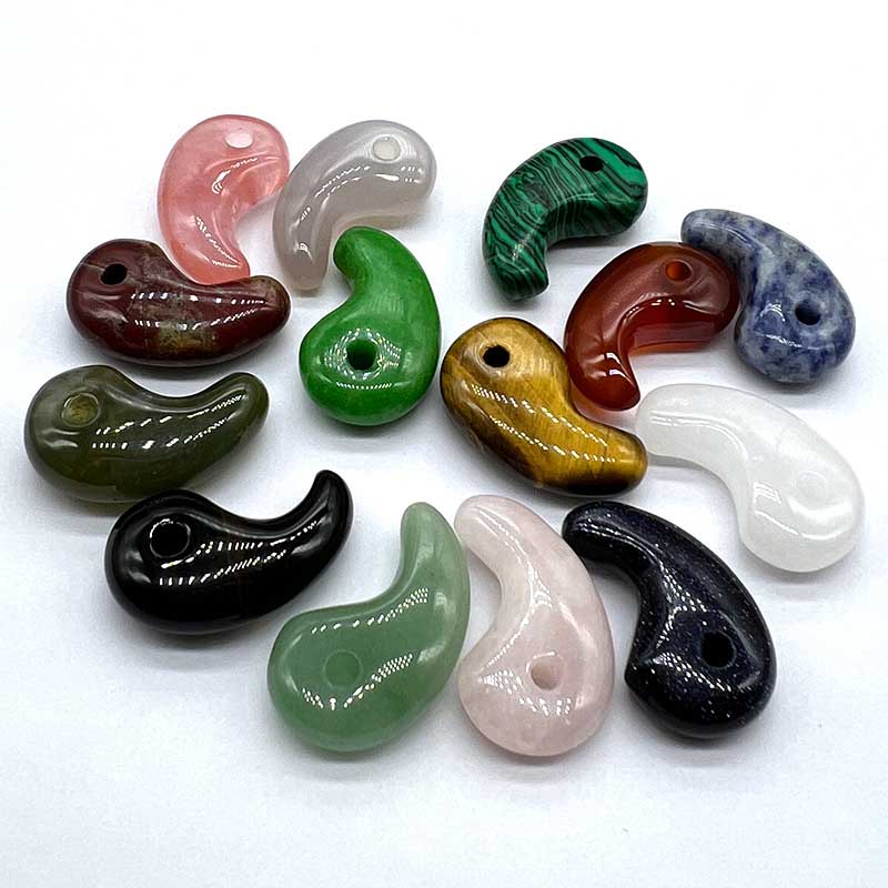Fiasrel Anime Onmyoji Daitengu Collection: 3mm Magatama Drop Pendants – 30x16 Hole Natural Agate & Crystal Beads for Cosplay Bracelets