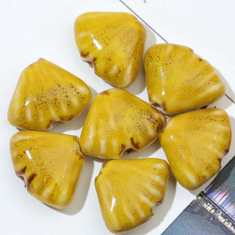 Fiasrel 10pcs Monochrome shell ceramic beads