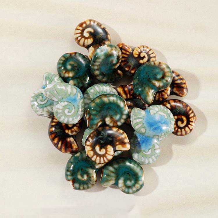 Fiasrel Colored snail shell ceramic beads