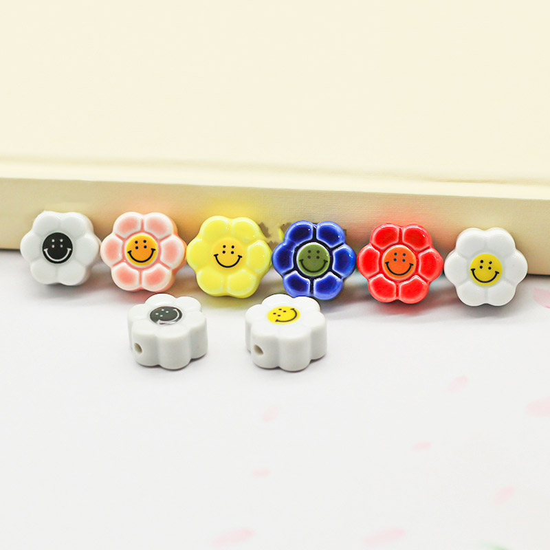 Fiasrel Colorful daisies with big smiling faces ceramic beads