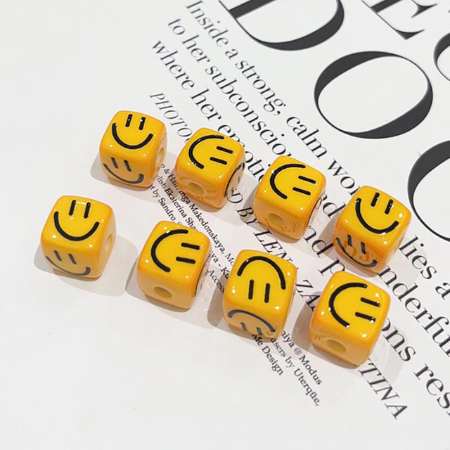 Fiasrel Cartoon cute smiling face beads