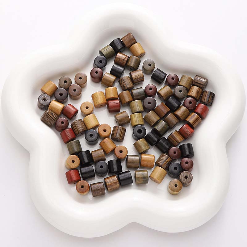 Fiasrel Natural sandalwood scattered beads
