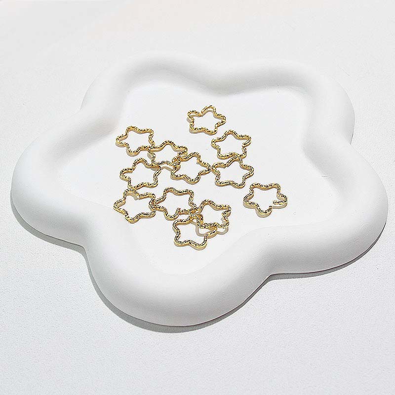 Fiasrel 10pcs Embossed opening ring accessories