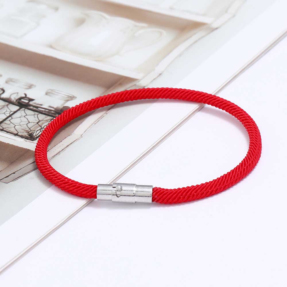 Fiasrel Lucky Red String magnet bracelet