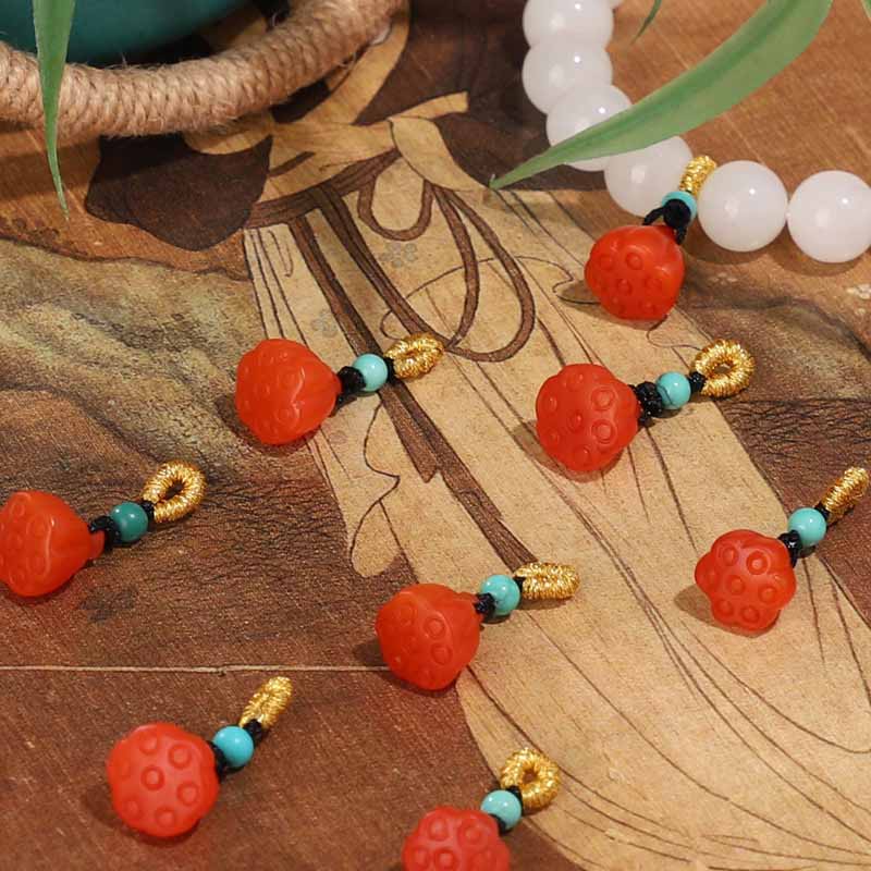 Fiasrel Nan Hong lotus pod Drop Pendant