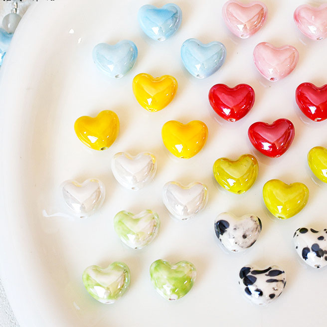 Fiasrel Cute peach-shaped heart-shaped ceramic beads