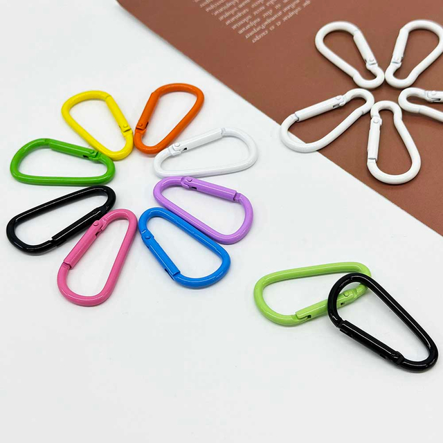 Fiasrel 10/30pcs MultiColor Aluminum Alloy Painted Gourd Shaped Outdoor Backpack Keychain Mountaineering Buckle for Camping Hiking Travel DIY Accessories Jewelry Accessories