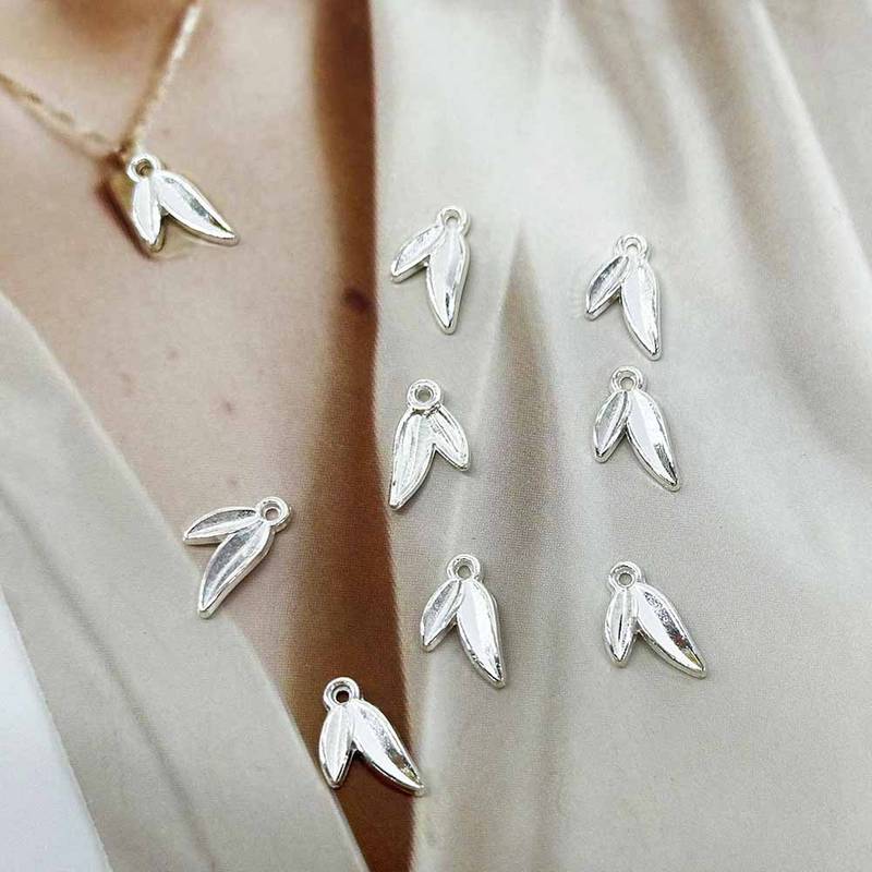 Fiasrel 20/50pcs Silver Bamboo Tube Spacer Beads Leaf Charms Beads for Jewelry Making Bracelet Necklace Accessories