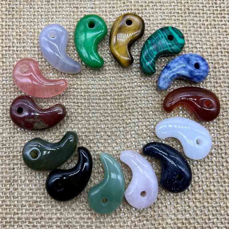 Fiasrel Anime Onmyoji Daitengu Collection: 3mm Magatama Drop Pendants – 30x16 Hole Natural Agate & Crystal Beads for Cosplay Bracelets