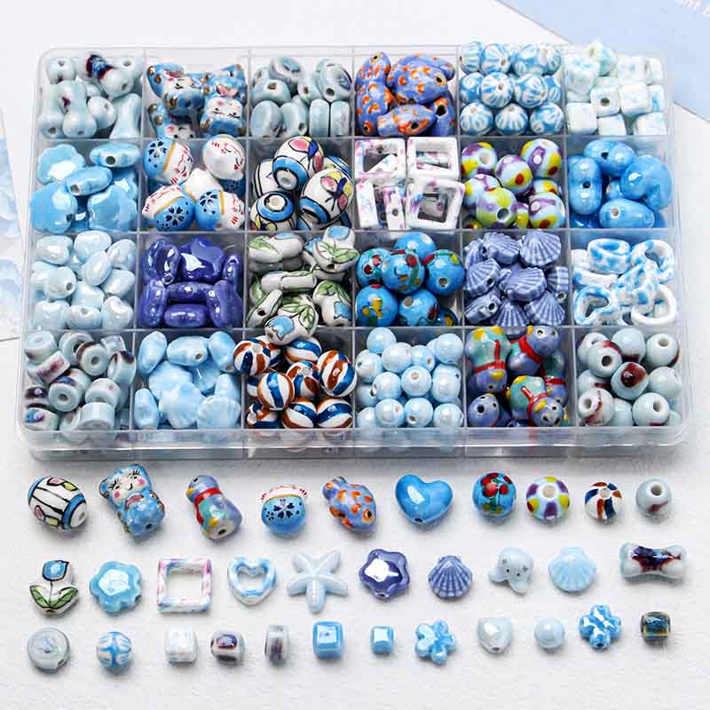 Fiasrel Fresh and light blue ceramic beads