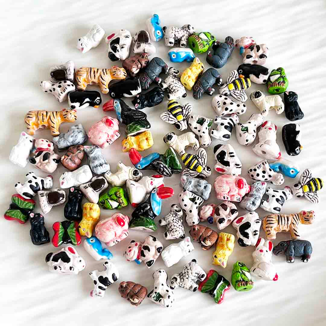 Fiasrel Cute animal-painted ceramic beads