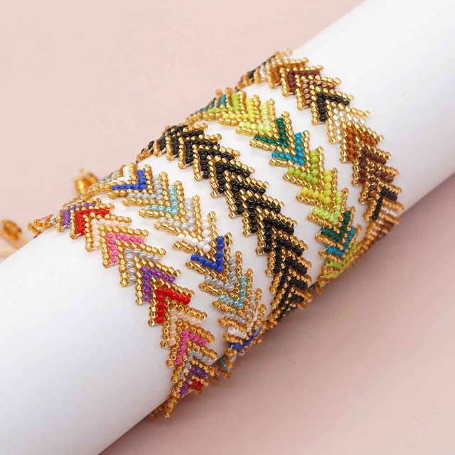 Fiasrel Rainbow arrow rice bead bracelet