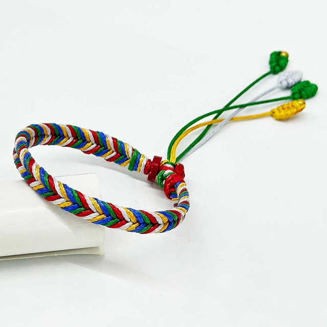Fiasrel Color Gradient Wax Cord Hand Woven Adjustable Multicoloured Rope Bracelet