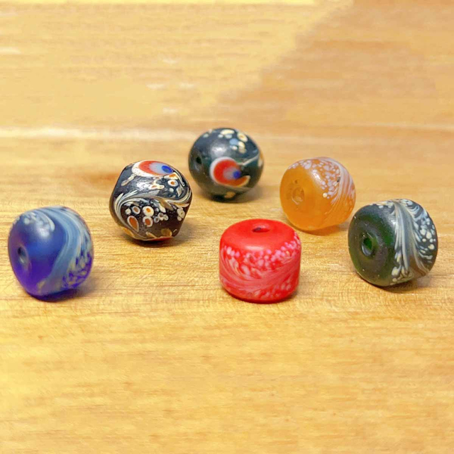 fiasrel 1bundle Nepalese Antique Glass Floral Beads Barrel Beads Vintage-style Buddhist Bracelet 