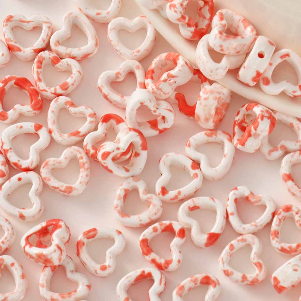 Fiasrel Cartoon heart-shaped ceramic beads