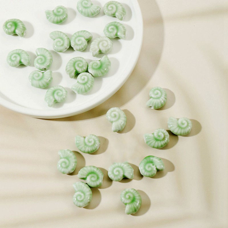 Fiasrel Colored snail shell ceramic beads