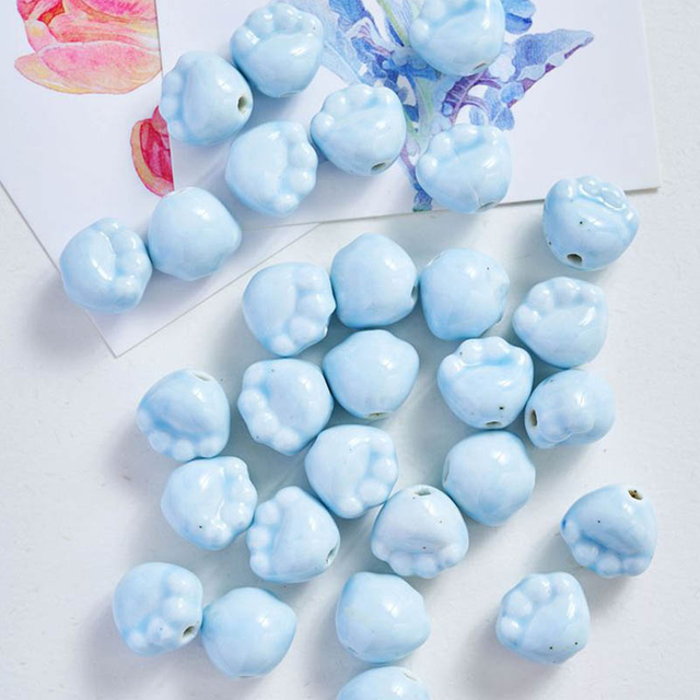 Fiasrel Ceramic beads on the sole of the foot