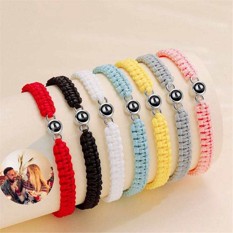 Fiasrel Weave a rainbow bracelet