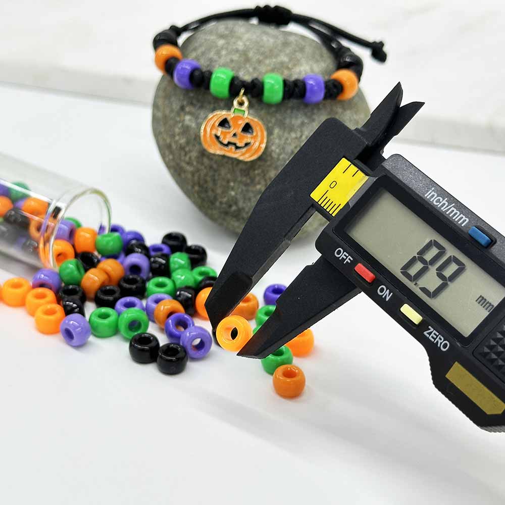 Fiasrel 50/100/200 Mixed Color Halloween Acrylic Pony Beads for DIY Jewelry Bracelets Necklaces Earrings Hair Braids Dreadlocks Festive Decorations