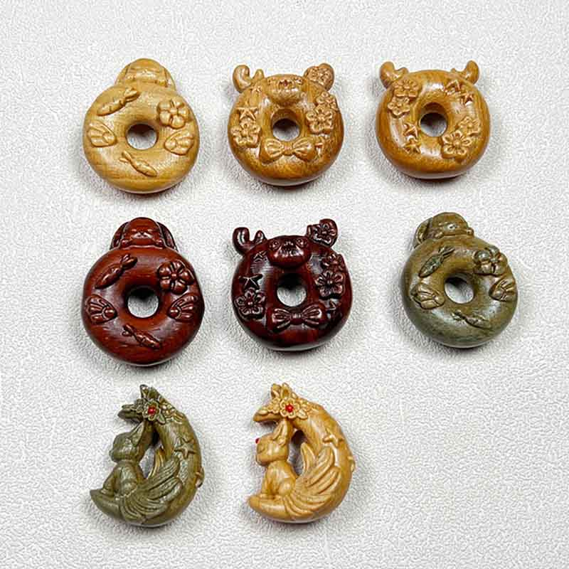 Fiasrel Peace pendant fox and elk wood carving accessories