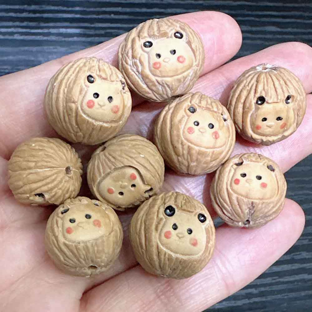 Fiasrel Monkey head Kapibala bead accessories