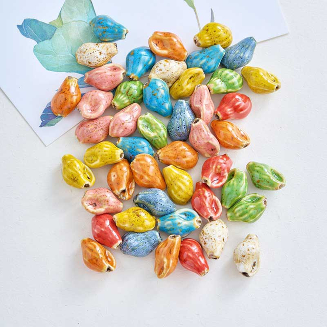 Fiasrel Colored conch ceramic beads