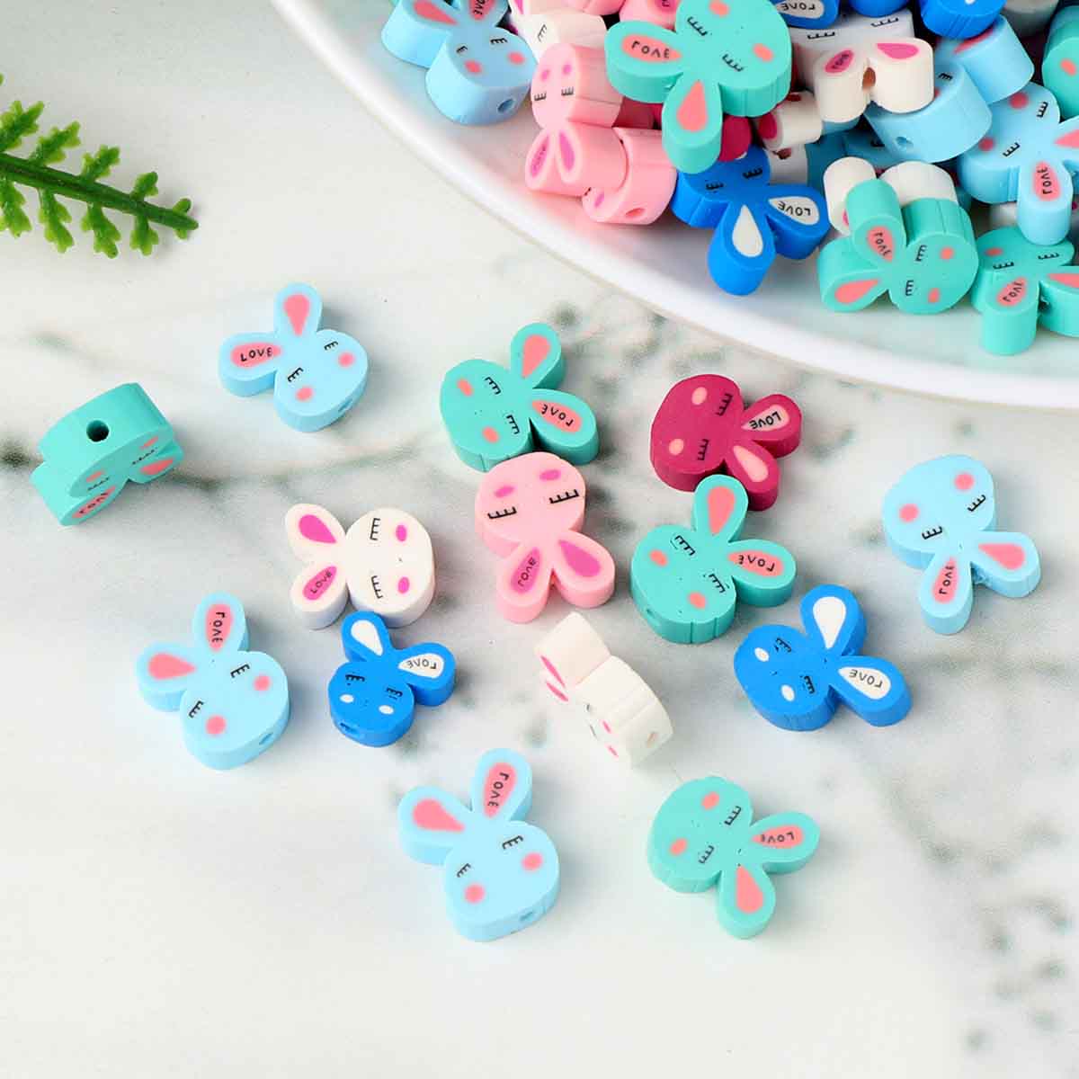 Fiasrel 100pcs Colored rabbit soft clay beads