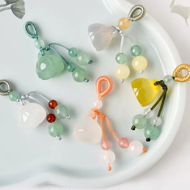 Fiasrel Lotus pod agate jade Drop Pendant