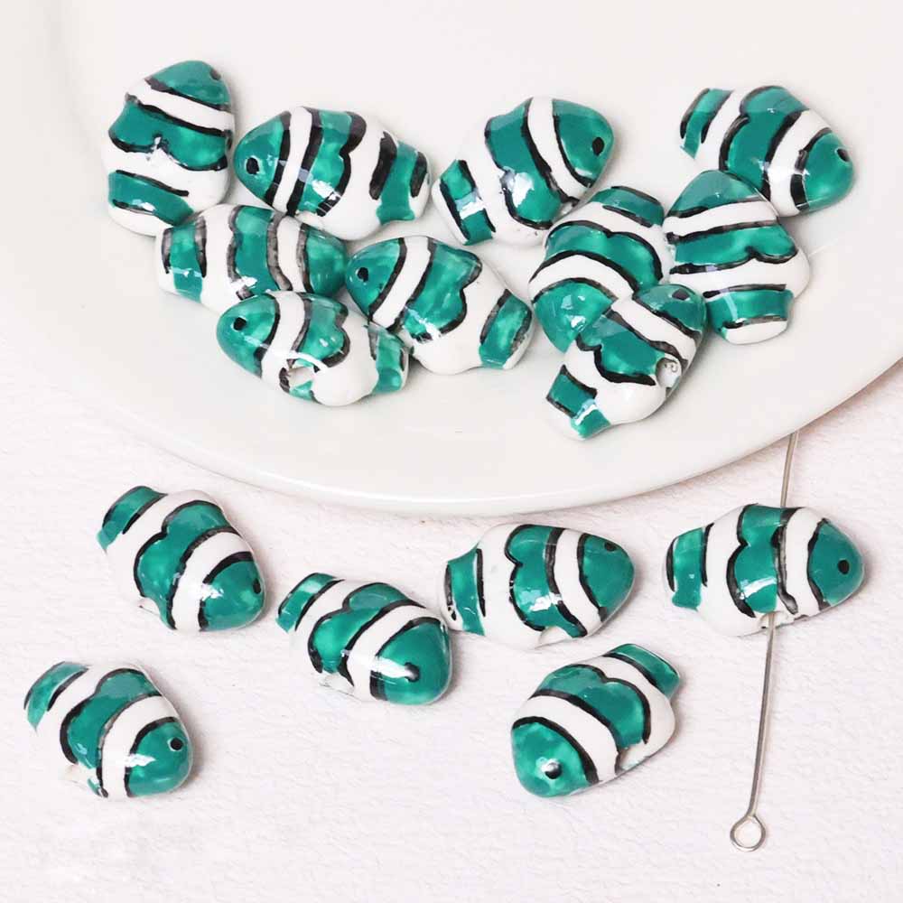 Fiasrel Striped clownfish ceramic beads