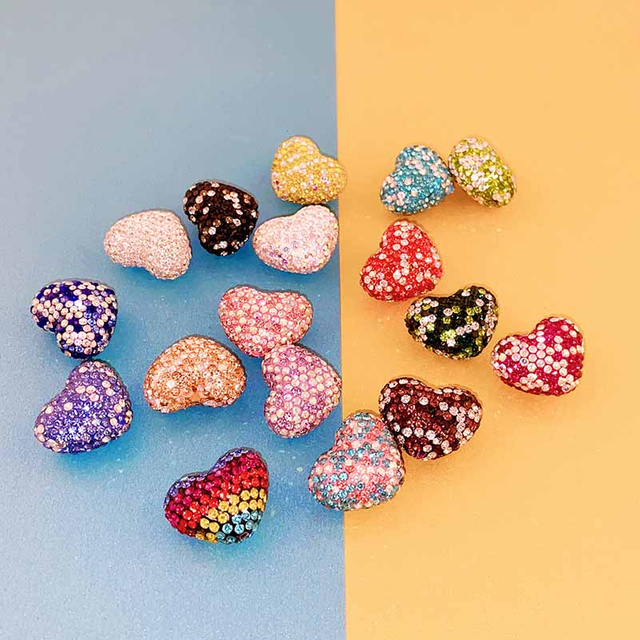 Fiasrel 6pcs Heart-shaped colored clay drill DIY Shamballa Beads