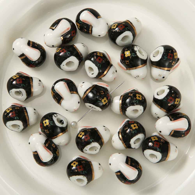 Fiasrel Creative little rabbit ceramic beads
