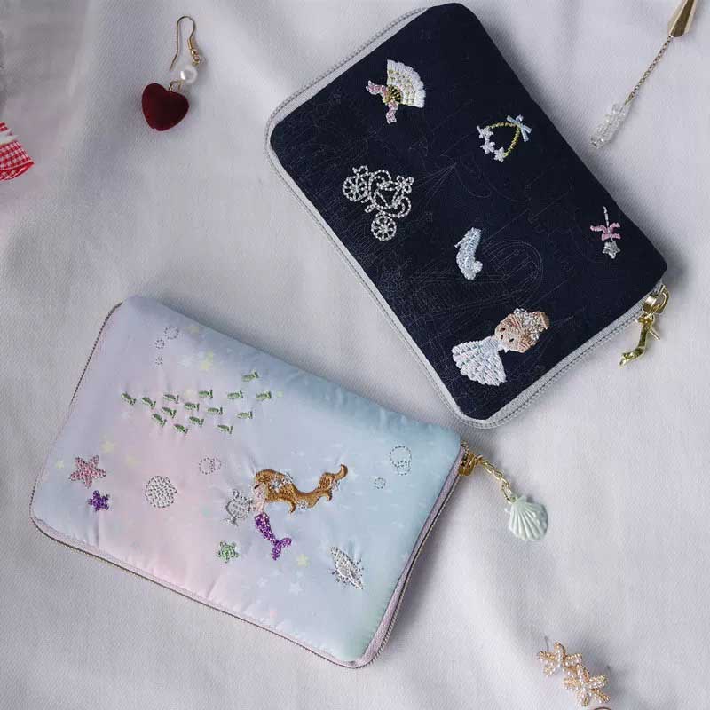 Fiasrel Japanese-style embroidered folding jewelry bag