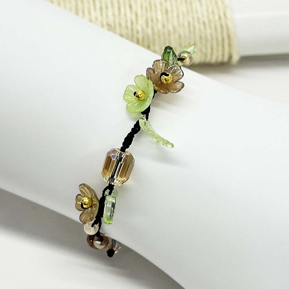 Fiasrel Women's Trendy Beaded Bracelet Handwoven Flower bracelet