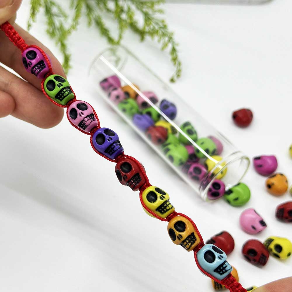 Fiasrel 50/100/150/200pcs Halloween Themed Multicolor Skeleton Beads Colorful Acrylic Skull Beads for DIY Jewelry Making Keychains Bracelets Necklaces Crafts Earrings Handcrafted Accessories